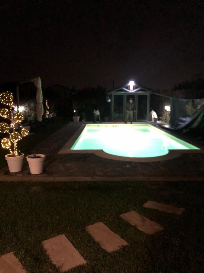 Rossodisera Sarzana Buitenkant foto